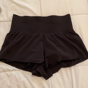 Lululemon black shorts